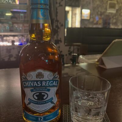 先日、常連のお客様に勉強と共に幸せな時間をいただきました い…